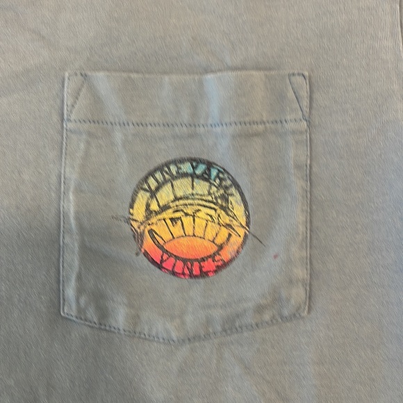 Vineyard Vines Tee XS light blue with Marlin on pocket and back. - Picture 2 of 5